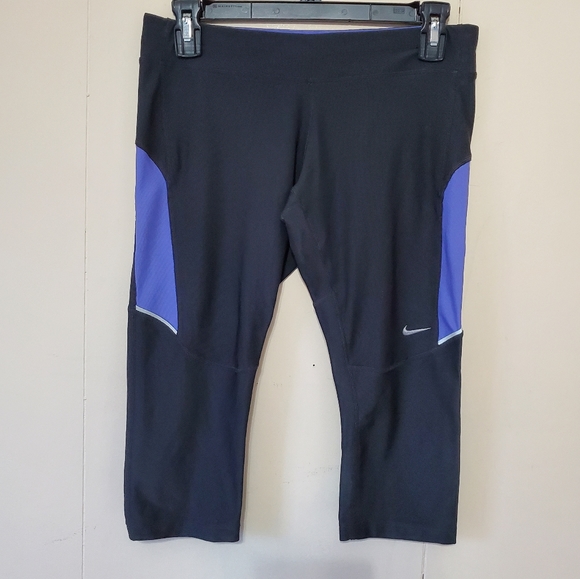 Nike Women's dri-fit capri work out leggings size medium gray and purple - Picture 1 of 9